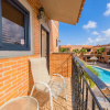 Отель Cozy 3BR 2 5 BA Town Home Close to Beach w Pool, фото 1
