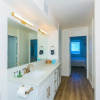 Отель Ilikai Marina One Bedroom Harbor View Condos - Walk to Ala Moana Beach Park!, фото 2