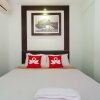 Отель ZEN Rooms Basic Sentul Cinema, фото 1