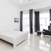 Отель Bright and Comfy Studio 10 Minutes From Klcc, фото 4