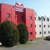 Отель Brit Hotel Baillet en France в Байе-ане-Франсе