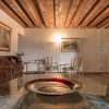 Отель La Fenice Theatre Exclusive Flat, фото 8