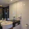 Отель Premier Inn Hamburg City Alster, фото 10
