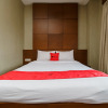 Отель RedDoorz @ Cikarang 2, фото 16