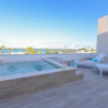 Отель Super Chic and new Penthouse Steps From the Beach, фото 17