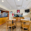 Отель Econo Lodge Inn & Suites I-35 at Shawnee Mission, фото 24