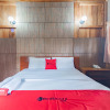 Отель RedDoorz Premium @ Joglo Garut Cottage Syariah, фото 3