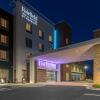 Отель Fairfield Inn Suites Mebane в Мебане