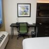 Отель Holiday Inn Express & Suites Marietta, фото 4