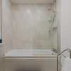 Отель Lovely 1Br Flat For 2 Bromley By Bow, фото 8