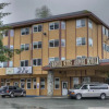 Отель Frontier Suites Hotel in Juneau, фото 1