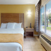 Отель Rodeway Inn & Suites Fll Airport - Cruise Port, фото 22