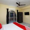 Отель OYO 19685 Sterling Inn, фото 13