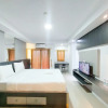 Отель Homey And Warm Studio Apartment At Mansyur Residence, фото 5
