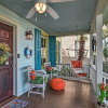 Отель Galveston Coastal Cottage - 5 Blocks to Beach!, фото 9