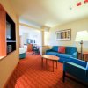 Отель Fairfield Inn & Suites by Marriott Warner Robins в Уорнере Робинсе