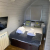 Отель Highland Stays - Ben View Studio Pod & Jacuzzi Bath, фото 3