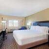 Отель Holiday Inn Express Newport Beach, an IHG Hotel, фото 4