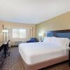 Отель Holiday Inn Express Newport Beach, an IHG Hotel, фото 3