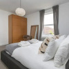 Отель Bright & Stylish 2BD Flat - Brockley, фото 3