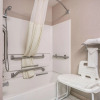 Отель Quality Inn & Suites, фото 31
