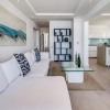 Отель Clifton Apartment on the Waters Edge Ocean Breeze, фото 1