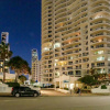 Отель Resort-Style Apartment Opposite Beach, фото 1