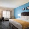 Отель Country Inn & Suites by Radisson, Lubbock, TX, фото 20