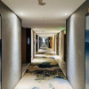 Отель Zhong Rui Hotel, фото 1