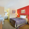 Отель Super 8 Lancaster, фото 5