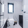 Отель New 2 Bed House Merseyside Sleeps 5, фото 5