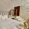 Отель Juliet Suite Studio in Dhoros, фото 8