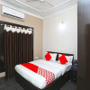 Отель OYO 14988 Regal Stays, фото 15