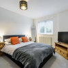 Отель Stylish 2 Bedroom Apartment Central Exeter Parking on Site, фото 3