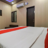 Отель Oyo Flagship 75182 Hotel Aniket Residency, фото 4