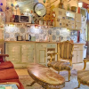 Отель Lavender Circus Hostel, фото 1