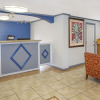 Отель Travelodge by Wyndham Fort Myers North, фото 3