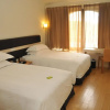 Отель Zhuhai Holiday Resort Hotel, фото 4