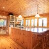 Отель Wildflower Cottage A Fantastic boat access family cottage with a spectacular 500' of waterfront!, фото 11