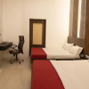 Отель Empire Royale Hotel - Hostel, фото 3