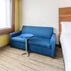 Отель Holiday Inn Express & Suites Milwaukee West Allis, фото 2