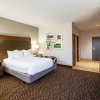 Отель La Quinta Inn & Suites by Wyndham Tuscaloosa University, фото 6