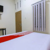 Отель Ratu Residence by OYO Rooms, фото 2