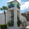 Отель Holiday Inn Express Boynton Beach-I-95 в Бойнтон-Биче