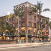 Отель The Historic Broadlind Hotel at Long Beach Convention Center, фото 1