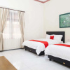 Отель RedDoorz Plus near Jawa Timur Park 1, фото 7