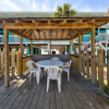 Отель Charming Condo Walking Distance to Beach With two Pools in Gulf Shores, фото 11