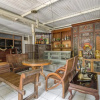 Отель RedDoorz Hostel near Adisucipto Airport Yogyakarta, фото 5