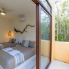 Отель Casa Jero Private Pier Free Kayaks Paddle Boards, фото 4