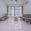 Отель OYO Home 89458 Amazing 2br D'summit, фото 21